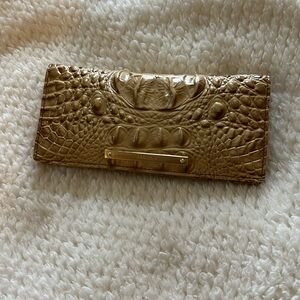 Brahmin Wallet